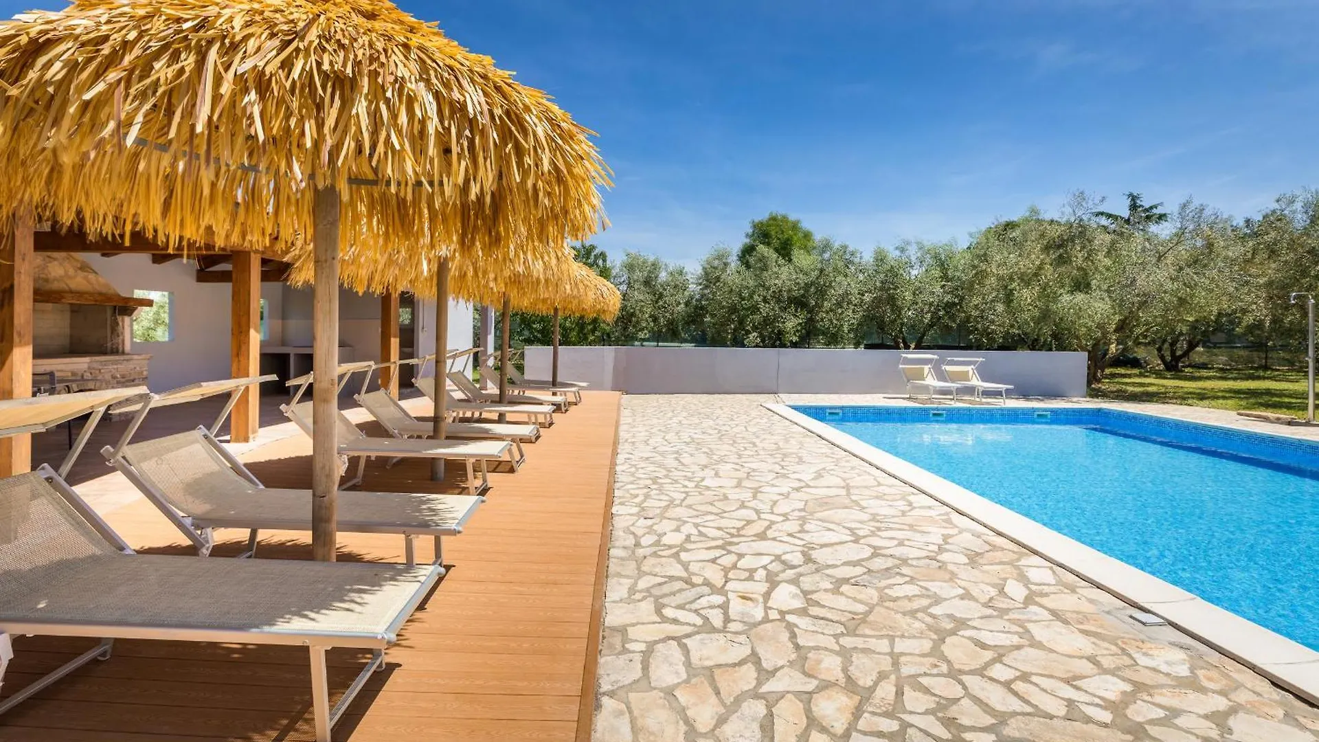 Luxe Apartments & Rooms Marceta Valbandon 0*,