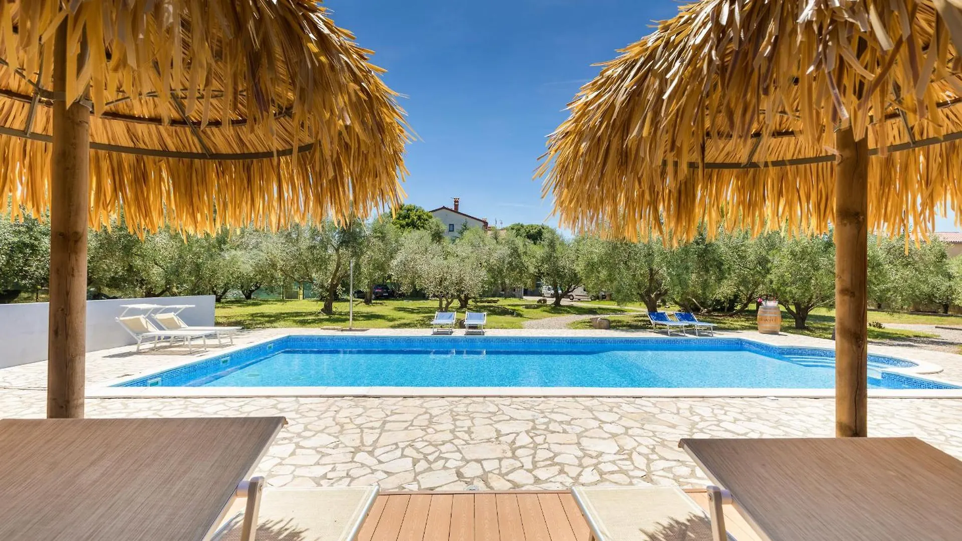 Luxe Apartments & Rooms Marceta Valbandon Croazia
